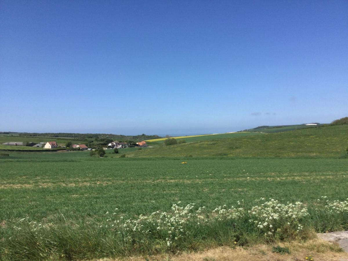 Sur Les Routes De La Mer Saint-Inglevert Buitenkant foto